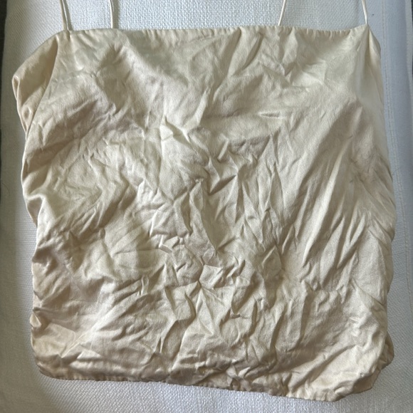 Reformation Lucrezia silk crop top in cream. - Picture 6 of 7